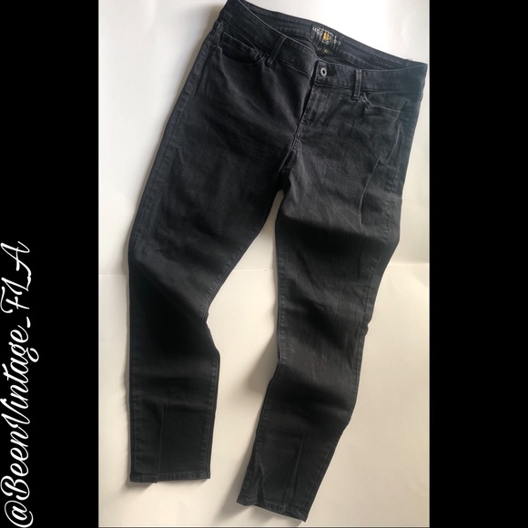 Lucky Brand Denim - SOLD!!!!!! Lucky Brand Distressed Lolita Skinny